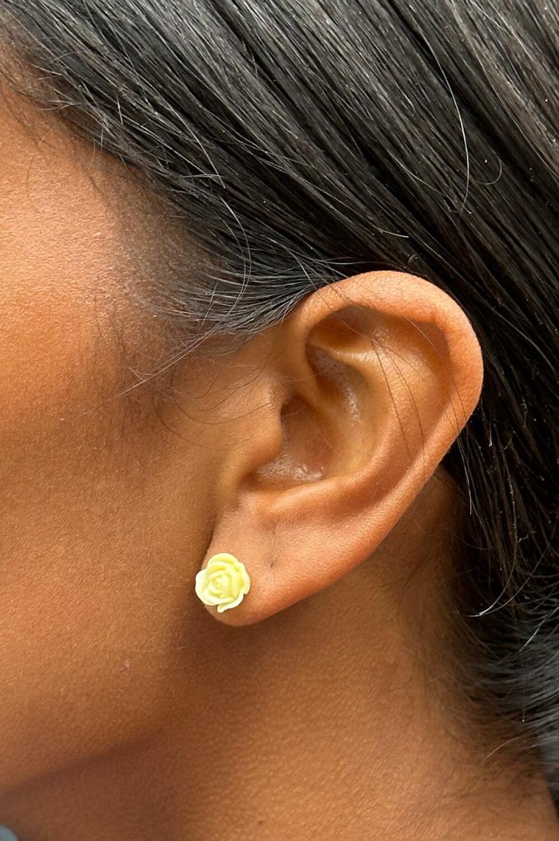Jewelry Brandy Melville Rose Stud Earrings Cream Women - 1