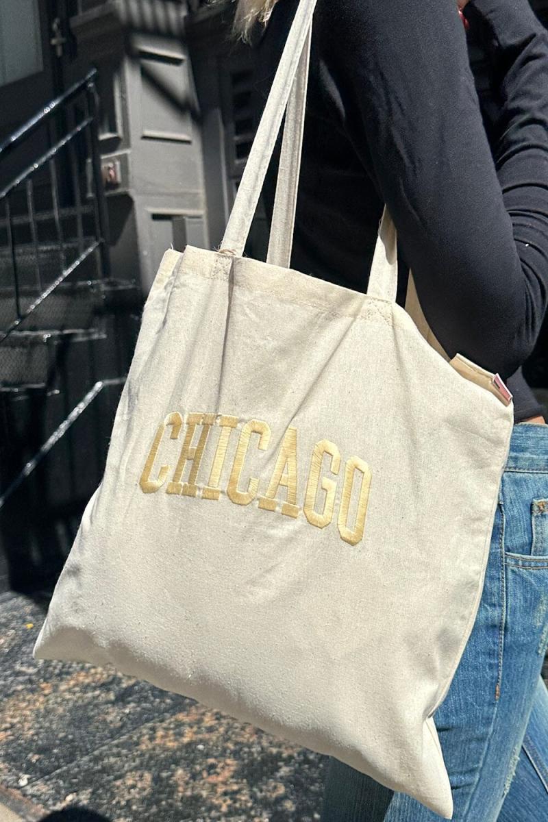 Brandy Melville Ivory Women Chicago Tote Bag Bags & Backpacks - 2