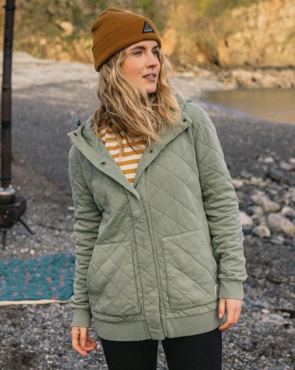 Pistachio Refresh Women Passenger Clothing Activewear Clementine Recycled Quilted Popper Up Hoodie - 2