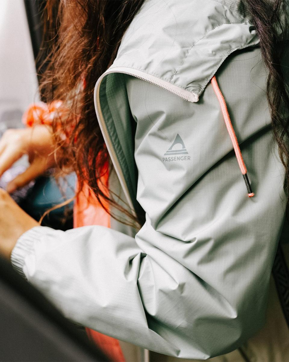 Jackets Passenger Clothing Tailored Women Nimbin Recycled Full Zip Water Resistant Jacket Pistachio - 1