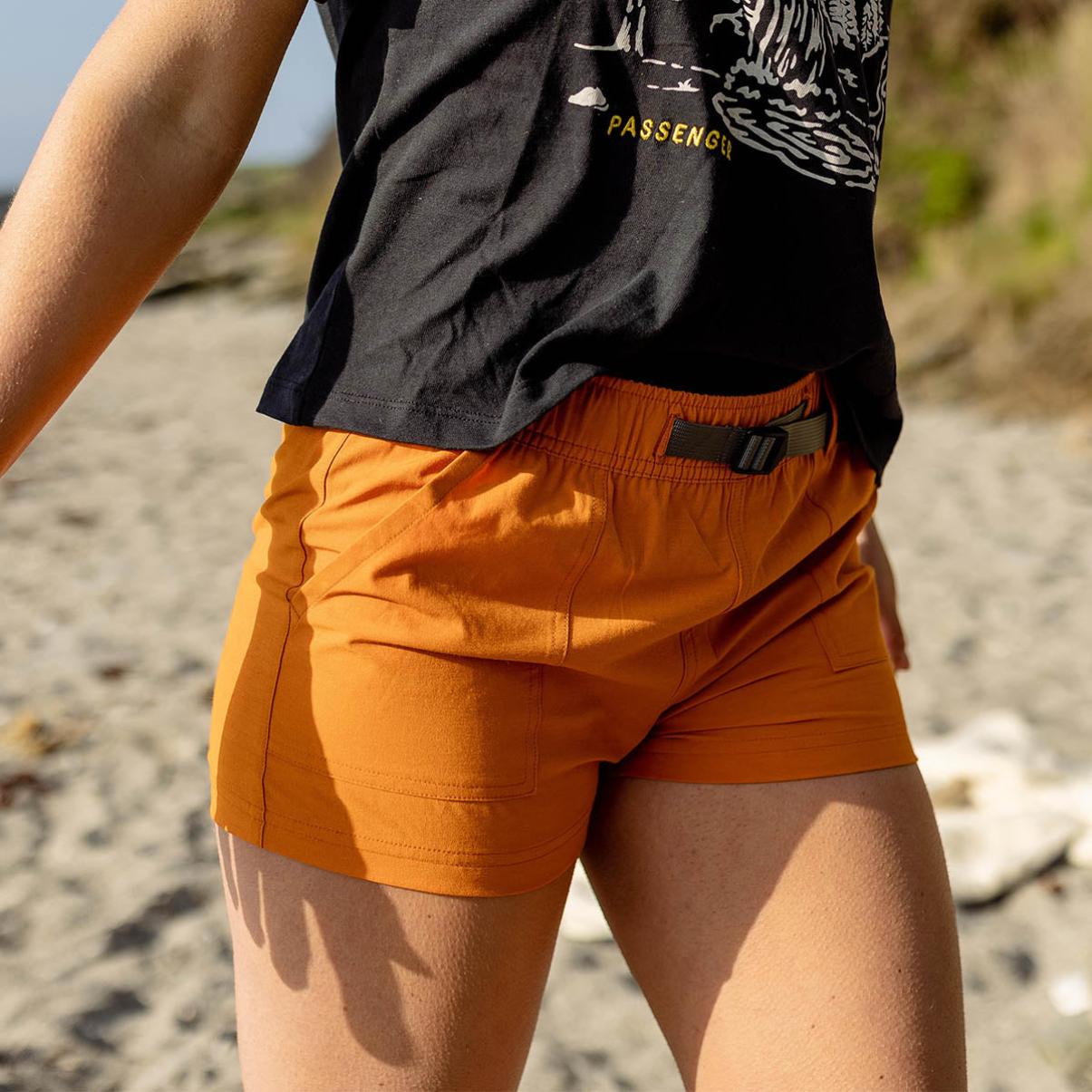 Passenger Clothing Del Sur Hemp All Purpose Shorts Women Shorts Liquidation Sunrise Orange - 2