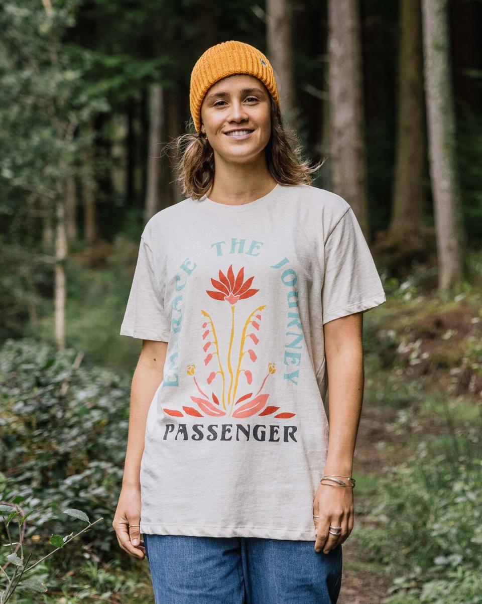 Energy-Efficient Tops & T-Shirts Bud Recycled Cotton Oversized T Milky Marl Passenger Clothing Women - 2