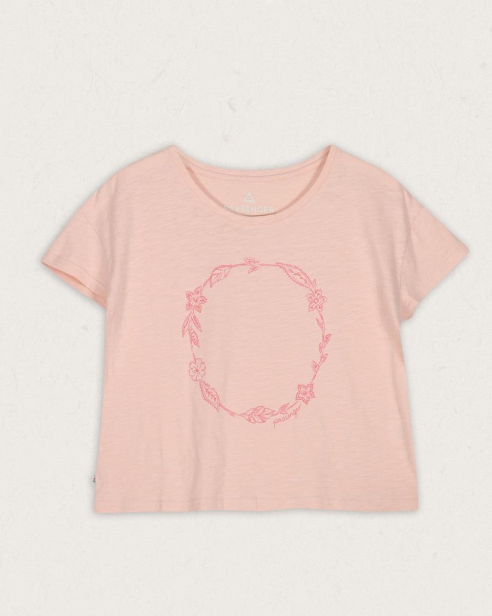Passenger Clothing Daisy Chain Recycled Cotton T Innovative Tops & T-Shirts Peach Whip Women - 4