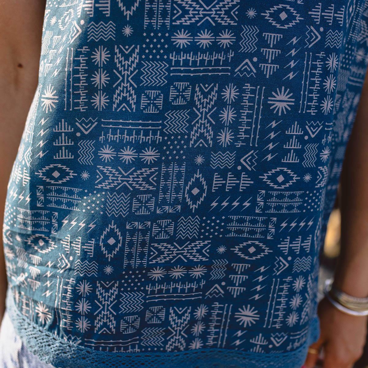 Cascade Cami Unique Passenger Clothing Women Tops & T-Shirts Blue Coral Geo Tile - 3