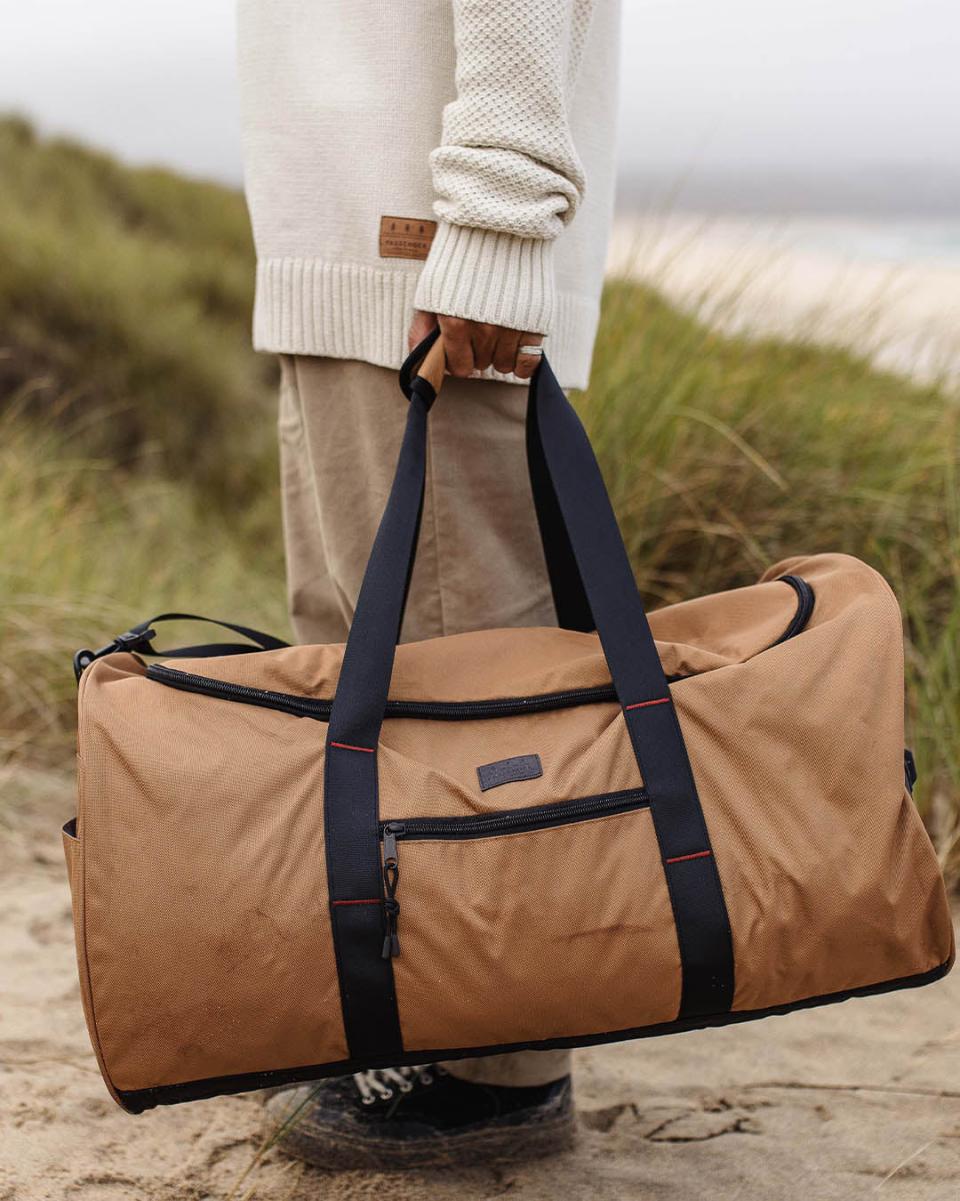 Backpacks & Bags 2024 Golden Brown Weekender 58L Recycled Polyester Duffle Bag Women Passenger Clothing - 4