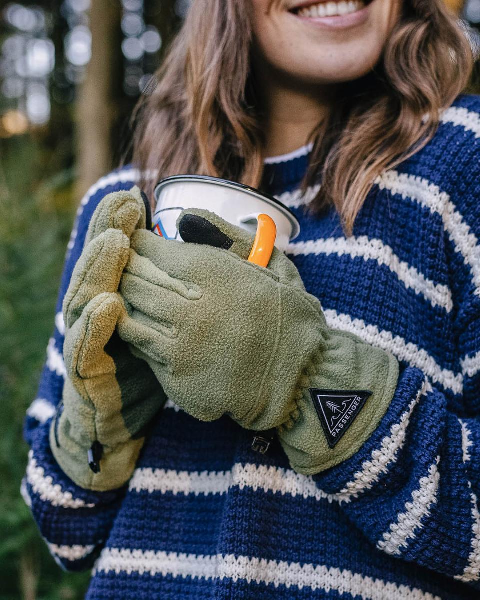 Women Unbelievable Discount Passenger Clothing Daytrip Recycled Polar Fleece Touch Screen Gloves Gloves Khaki - 3