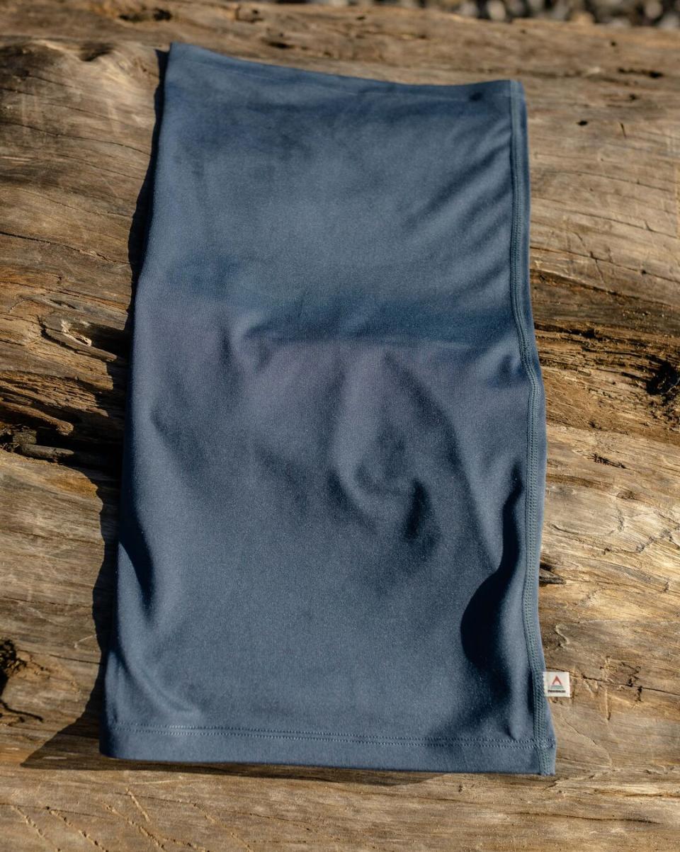 Women Trail Recycled Gaiter Scarves & Neckwear Dark Denim Vintage Passenger Clothing - 4