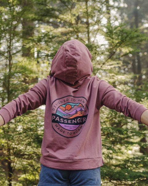 Passenger Clothing Hoodies & Sweatshirts Women Wilds Recycled Cotton Hoodie Crushed Berry Genuine
