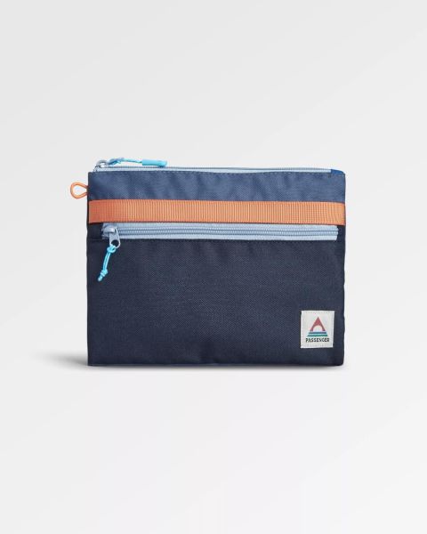 Passenger Clothing Essentials Recycled Pouch Women Reliable Backpacks & Bags Dark Denim/ Deep Navy